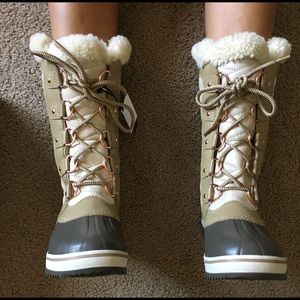 Sorel Tofino II Holiday